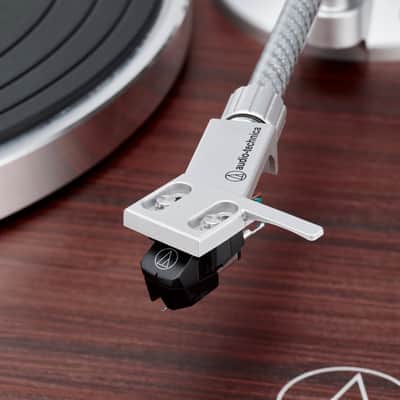 Audio-Technica AT-LPW50BT Wireless and Analog Manual Belt-Drive Turntable image 6