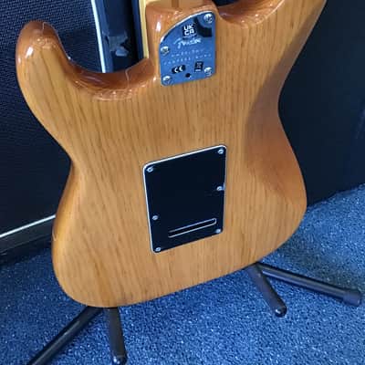 Fender AMERICAN PROFESSIONAL II STRATOCASTER LATE 2000’s image 11