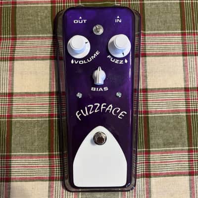 Fuzz Face BC109 circuit with bias control & bass cut switch: Galaxy Purple Flake Old school RotoSound/Tone Bender enclosure image 1