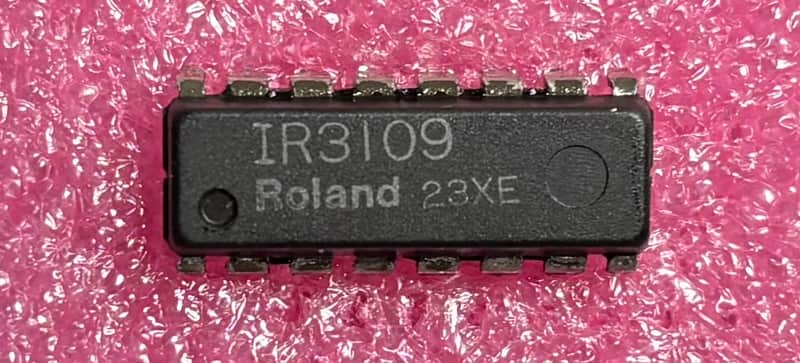 Roland IR3109 Voice IC for Roland Jupiter-6/8, Juno-6/60, ProMars MRS-2, MKS-7/10/80, SH-101, MC-202, JX-3P, GR-300, etc, Boss PH-2, and more image 1