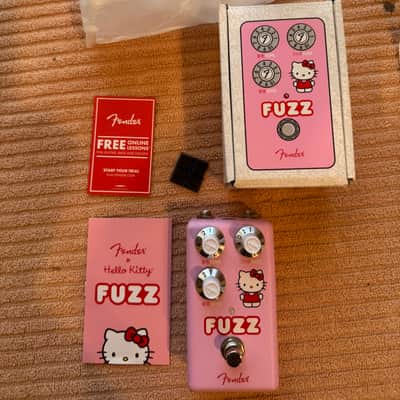 Fender Hello Kitty Fuzz 2024 - Present - Pink image 4