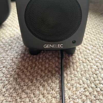 Genelec Genelec 2.1 Studio Monitor System – 2x 8010A + 7040A Sub + Mackie Big Knob image 2