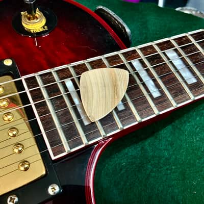 Seashell guitar pick-1.5mm, asymmetrical profile… by BeachSidePicks image 7