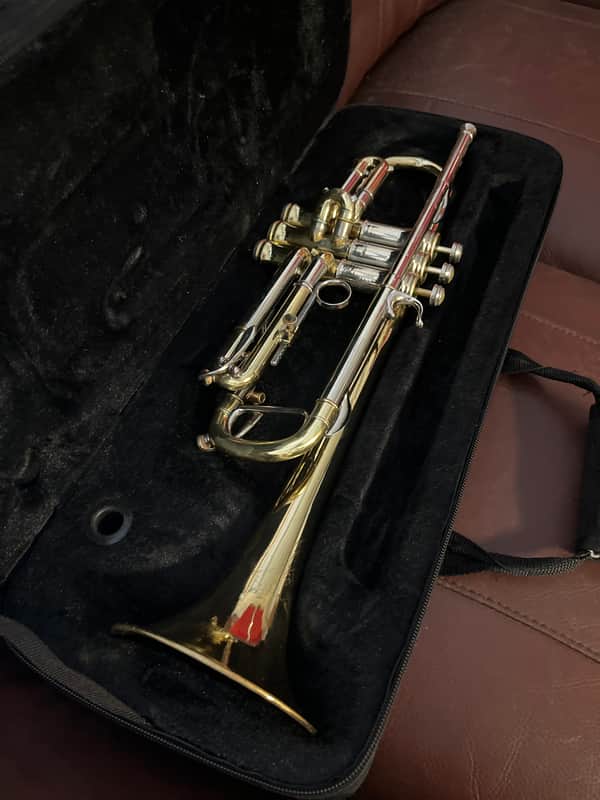 Buescher True Tone “The 400” Bb Trumpet (Model 225)(Professional