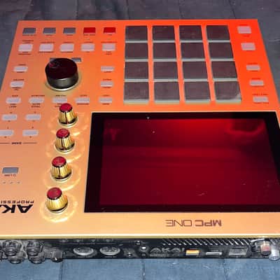Akai MPC One Standalone MIDI Sequencer Gold Edition image 2