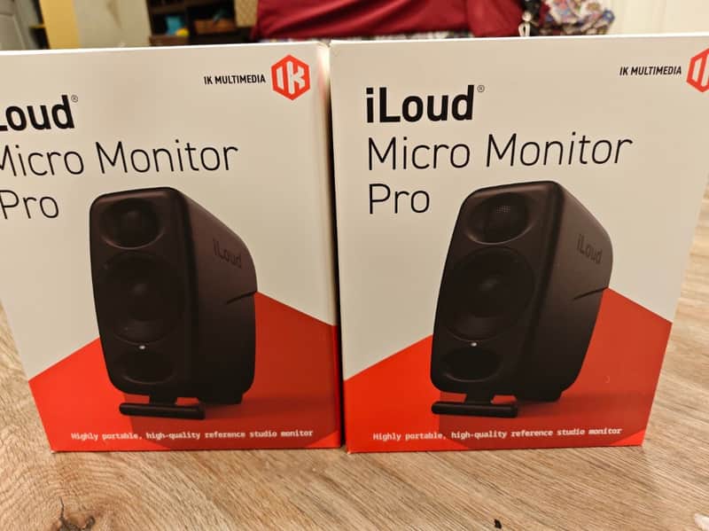 IK Multimedia iLoud Micro Monitor Pro Brand New 2 speakers + ARC mic image 1