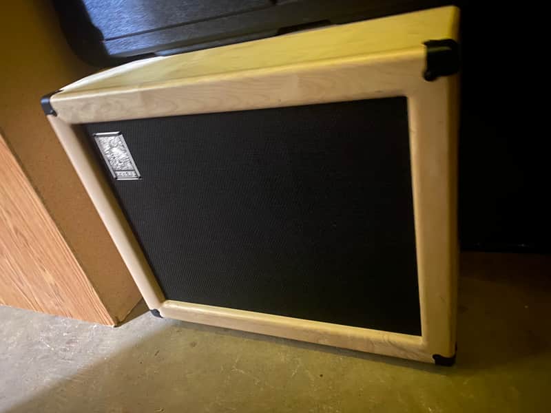 Atlas Oversized 2x12 Hardwood Guitar Speaker Cabinet Celestion v30’s