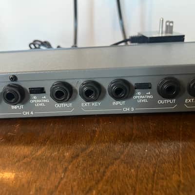 Aphex Model 105 4 Channel Logic Assisted Gate with power supply & rack mount bolts/washers image 8