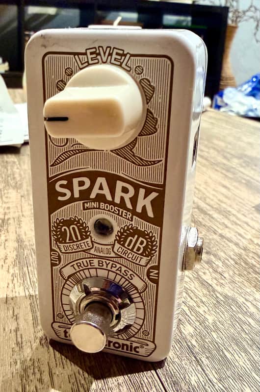 TC Electronic Spark Mini Booster