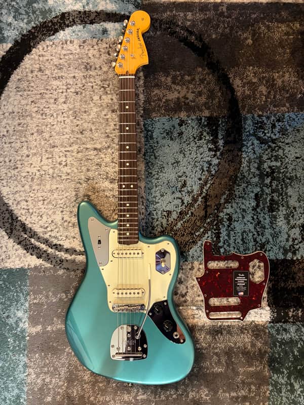 Fender American Professional Classic Jaguar 2025 - Present - Faded Sherwood Green Metallic image 1
