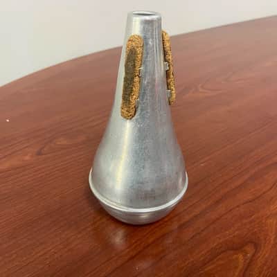 Leblanc Alessi-Vacchiano "In Tune" Model Trumpet Straight Mute image 3