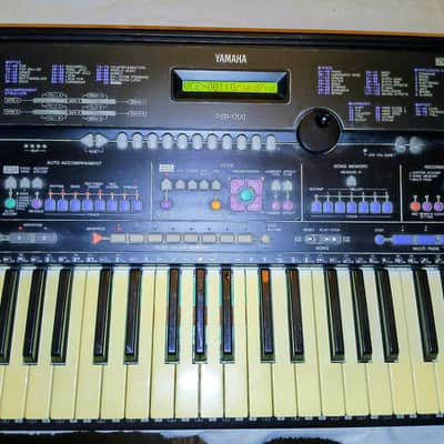 Yamaha PSR-1700 Workstation Arranger Keyboard Piano Synth MIDI RARE image 4