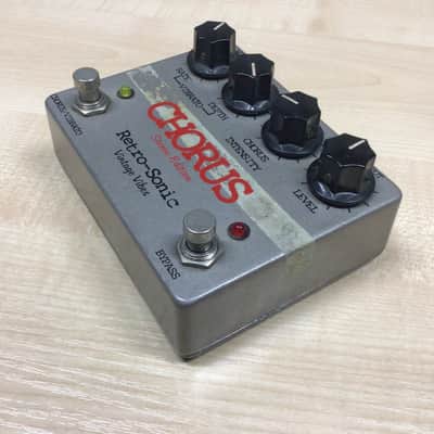 Retro-Sonic Chorus 2010s Silver image 2