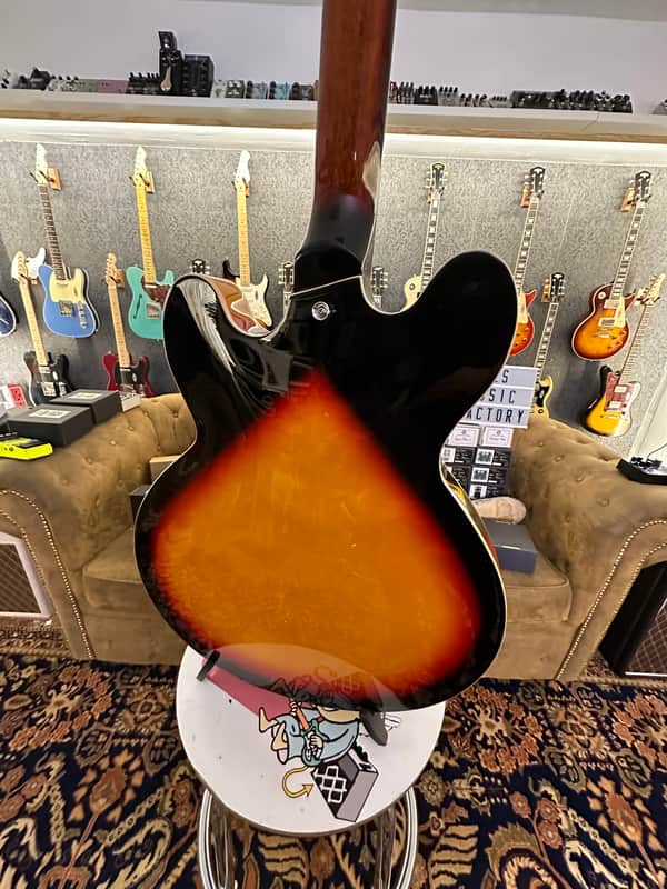 Vintage Guitars VSA500PSB VINTAGE SEMI ACOUSTIC GUITAR TWIN W90