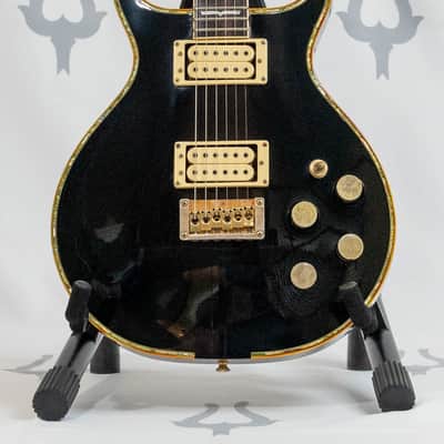 Washburn Eagle 1979 - Black - 5 piece neck through with coil taps image 2