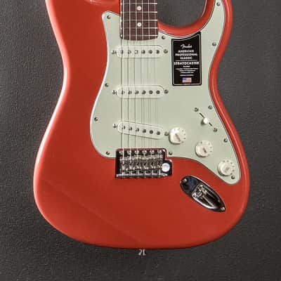 Fender American Professional Classic Stratocaster - Faded Dakota Red w/Rosewood image 2