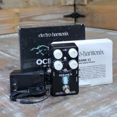 Used Electro Harmonix Oceans 11 Reverb Effect Pedal with Box image 2