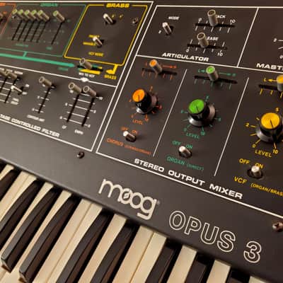 CERTIFIED!!! MOOG OPUS 3 FULLY INSPECTED/SERVICED AND IN AMAZING CONDITION! image 12