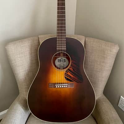 Iris DF Slope Shoulder Dreadnought Sunburst image 2
