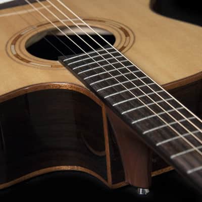 Washburn Comfort 20 Series Grand Auditorium Cutaway Acoustic Electric Guitar, Natural (WCG20SCE-O-U) image 3