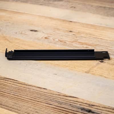 DBX Single Long Rack Ear for163x/263x/363x/463x/563x Mount Bracket U283831 image 2