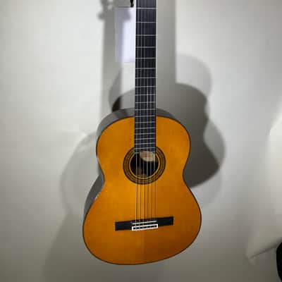 Yamaha Taiwan G235 Acoustic Classical Guitar 70's/80's image 8