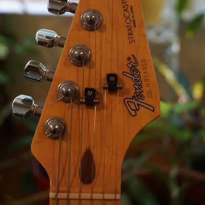 1988 Red Fender Stratocaster H series Made in Japan MIJ image 2