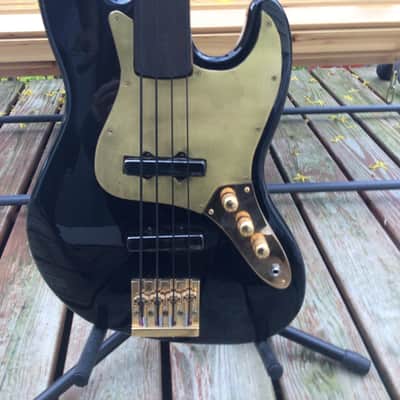 Homemade J bass 2020 - Black lacquer gloss image 3