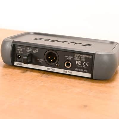 Shure PGX14 Wireless Beltpack System J6 Band - 572-590 MHz (NO PSU) CG010W8 image 6