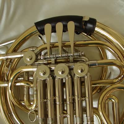 **HOLTON FARKAS H180 DOUBLE FRENCH HORN** NEAR MINT! image 2