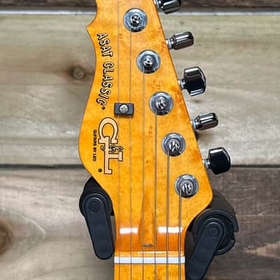 G&L Tribute Series ASAT Classic Bluesboy Semi-Hollow Blonde Left-Handed image 7