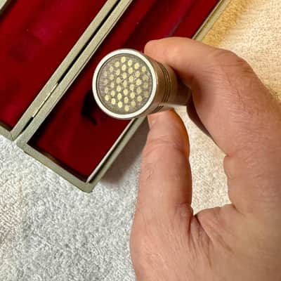 Neumann KM 84 Small Diaphragm Cardioid Condenser Microphone 1966–67 - Nickel image 8