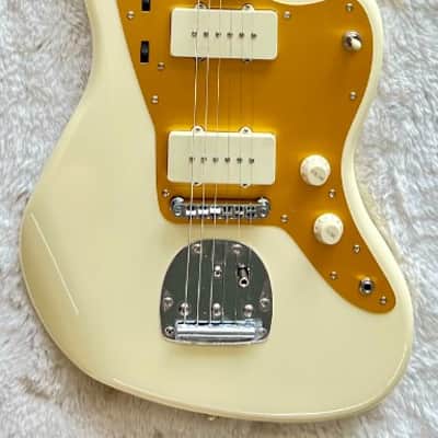 Fender Squier J Mascis Jazzmaster Electric Guitar with Tremolo - Vintage White image 2