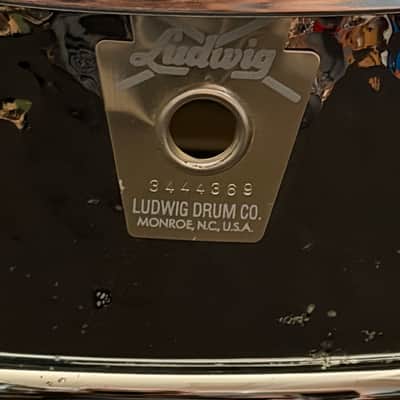 Ludwig LB417KT 14” x 6,5” Black Beauty Hammered snare drum imagen 3