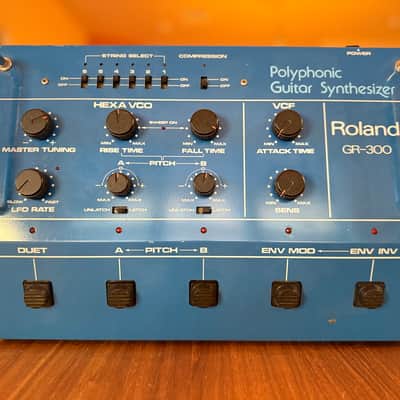 Roland GR300 Guitar Synthesizer 1980 - 1984 - Blue