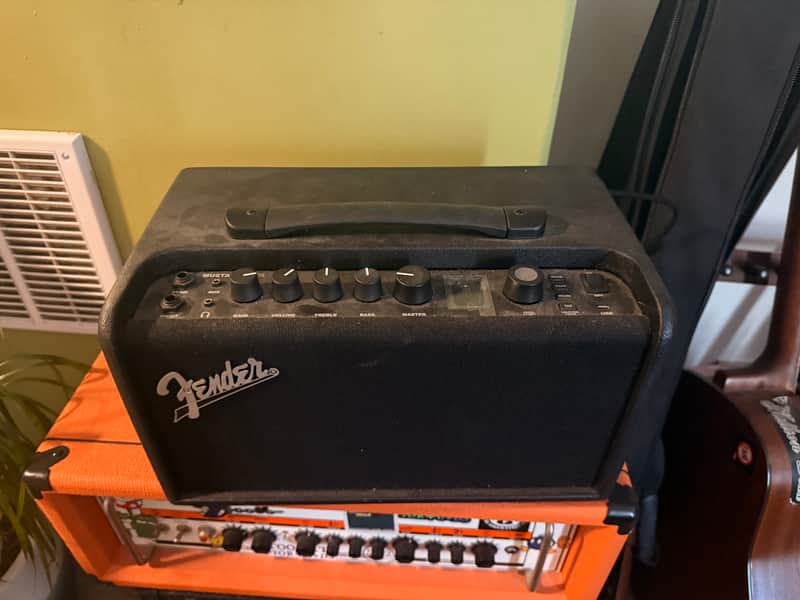 Fender Mustang GT 40 40-Watt 2x6.5" Modeling Guitar Combo 2017 - 2018 - Black image 1