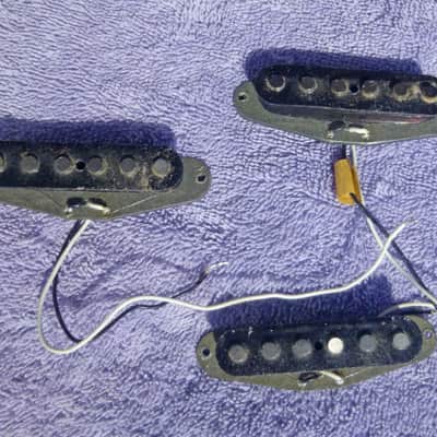 1979 1980 1981 1982 Fender USA Stratocaster pickups with X1 Strat bridge pickup - MINTY! image 2