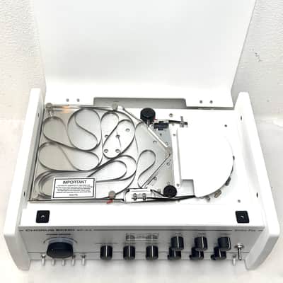 Echo Fix EF-X3 Desktop Tape Echo with BBD Analog Chorus & Spring Reverb - White image 2