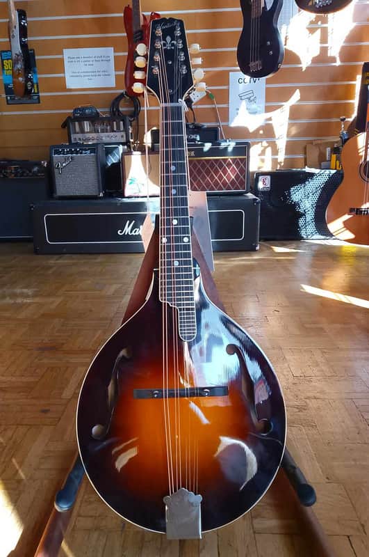 Kentucky KM-950, Master A Model Mandolin
