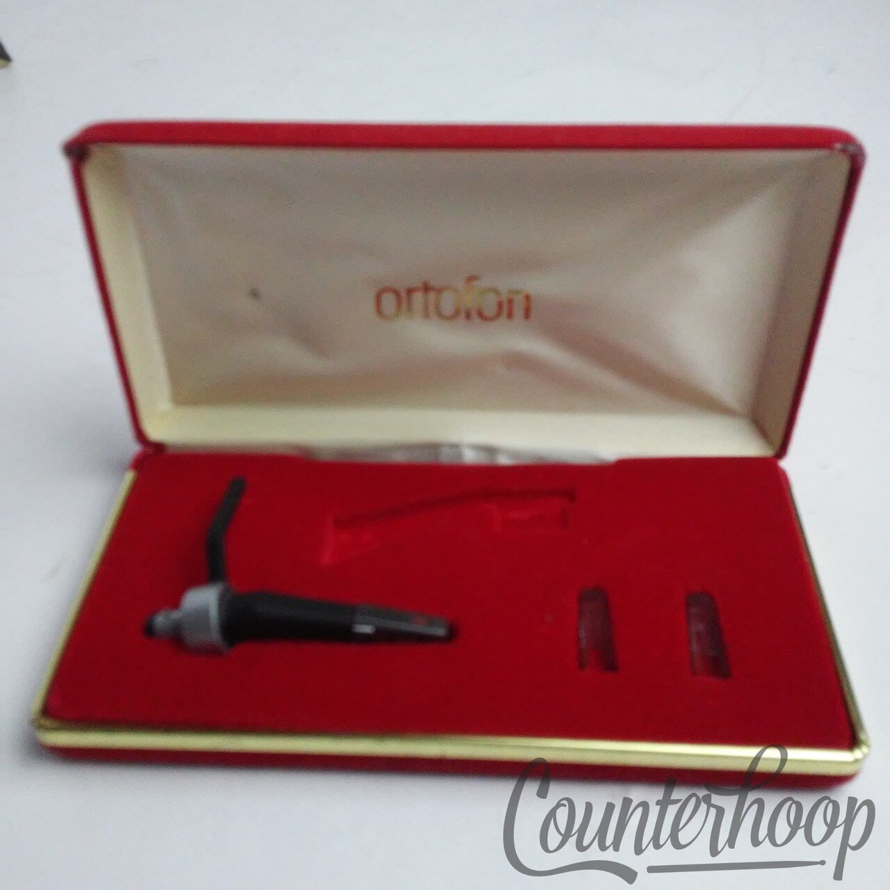 Ortofon Concorde Pro S Cartridge + Stylus + Protective Case DJ Scratch Turntable — main photograph