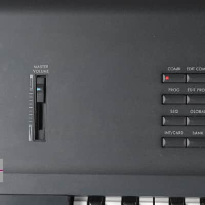 KORG 01/W Music Workstation synthesizer in Good condition image 18