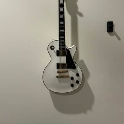 Epiphone Les Paul Custom 2020 - Present - Alpine White image 1
