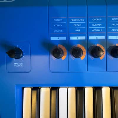 Yamaha MX61 V2 61-Key Digital Synthesizer 2016 - Present - Black image 3