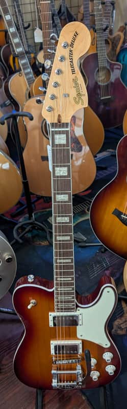 Squier Paranormal Troublemaker Telecaster Deluxe with Bigsby Electric Guitar - Honey Sunburst