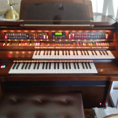 Lowrey Director Organ LC/35 image 2