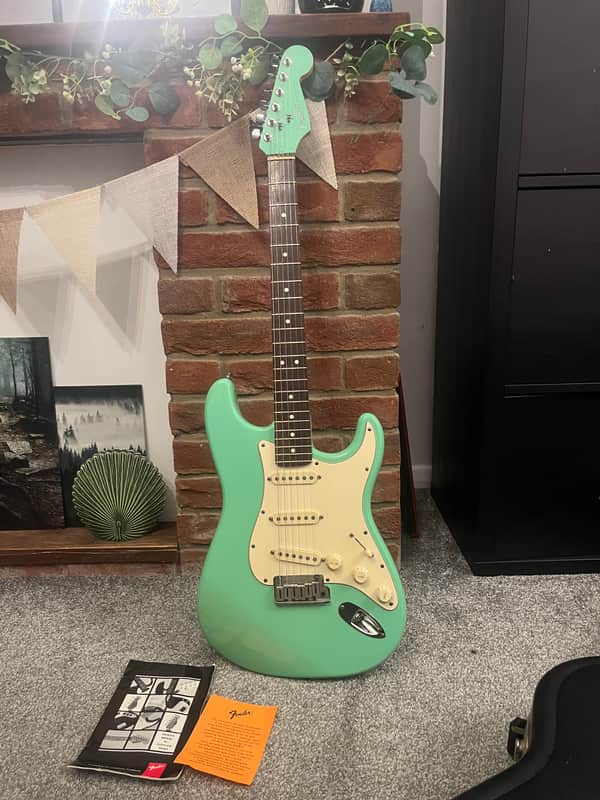 Fender American Standard Stratocaster with Matching Headstock, Rosewood Fretboard
