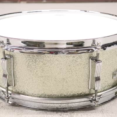Ludwig Pioneer 5.5x14" Snare Drum 6 Lug Silver Sparkle Vintage 1960's image 6