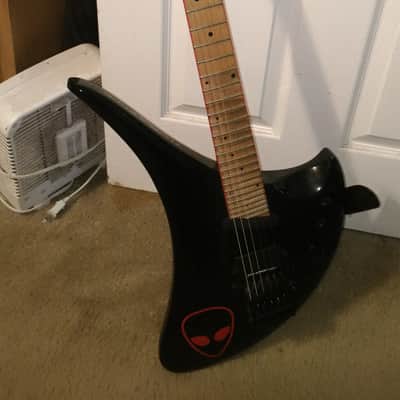 Gary Kramer Turbulance R-29 29 Fret Guitar w/OHSC 2010 Black image 1