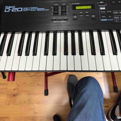 Roland D-20 61-Key Multi-Timbral Linear Synthesizer / Multitrack Sequencer 1988 - 1992 - Black