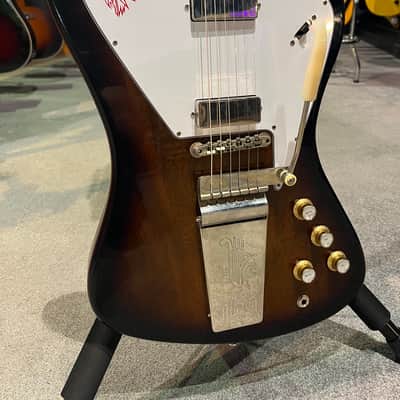 Gibson Custom Shop '65 Non-Reverse Firebird V Reissue with Maestro Vibrola 2021 - Present - Vintage Sunburst VOS image 2